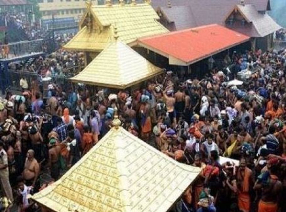 सुप्रीम कोर्ट: सबरीमाला मंदिर के प्रबंधन पर केरल सरकार ने की कड़े कानून बनाने की मांग
