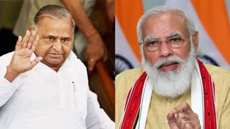 PM Modi wishes Mulayam on his birthday, says, 'He is an experienced leader of country'