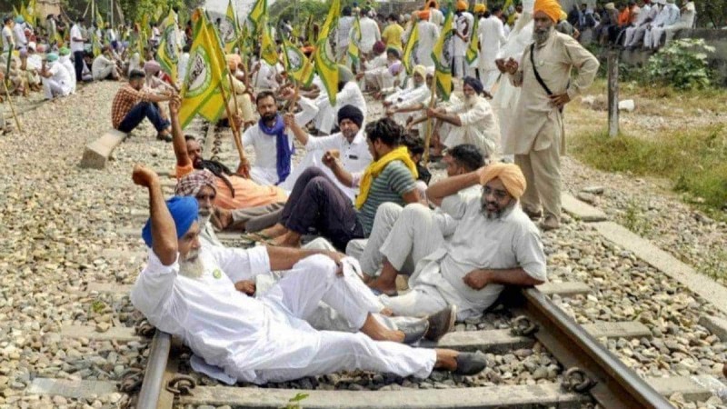 पटरियों पर लौट आई पंजाब की ट्रेनें-मालगाड़ियां, भारतीय रेलवे ने कही ये बात