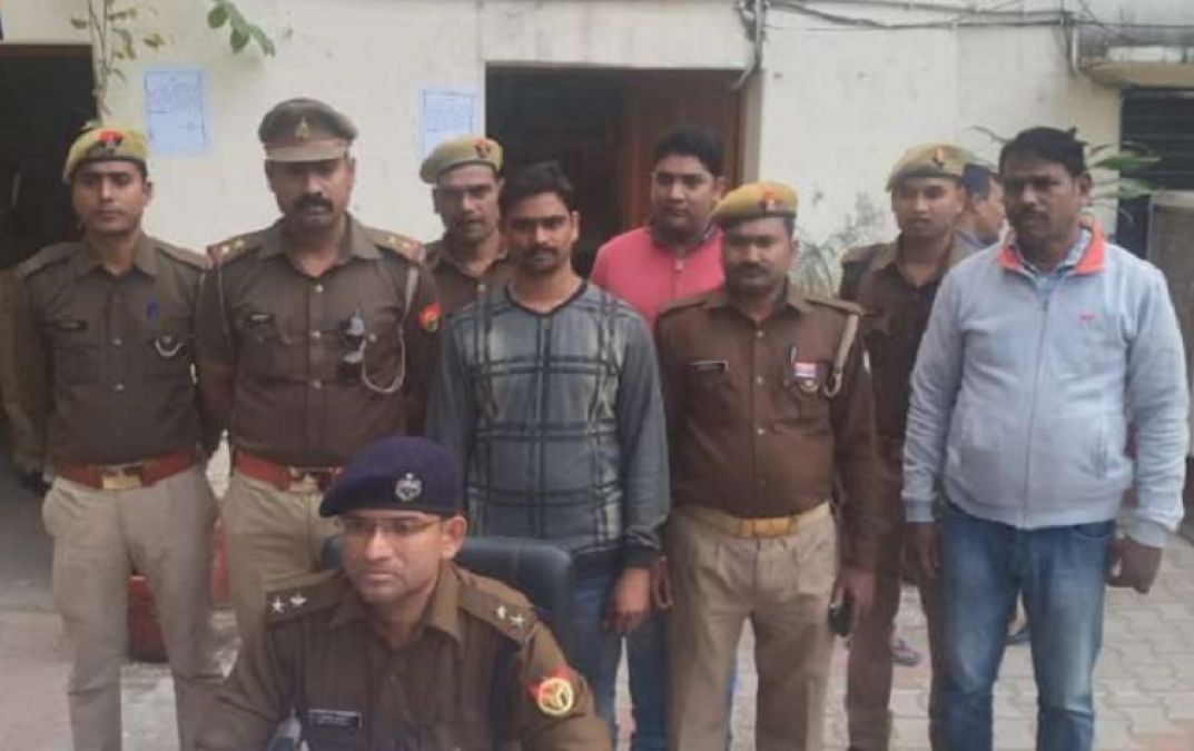 UP Police arrests Vicious crook Jhunna Pandit's mother and elder brother