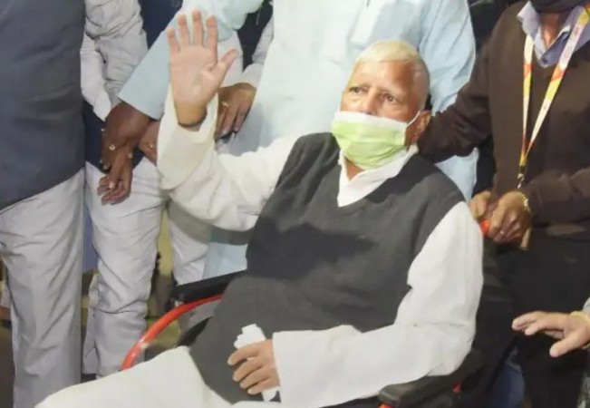 Lalu Yadav admitted to AIIMS emergency department