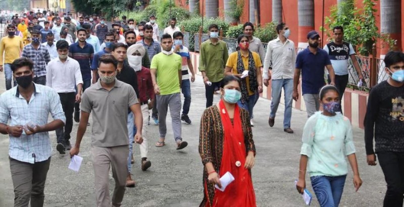 Akhilesh-Priyanka furious over Yogi govt's cancellation of UPTET exam