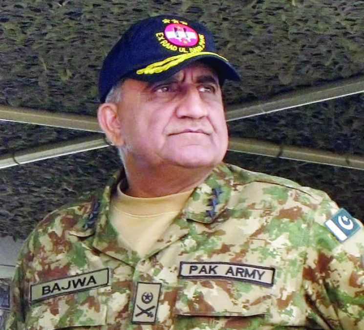 भारत से लगातार मिल रही चुनौती से पाकिस्तान को डर, सेना प्रमुख बाजवा आखिरी उम्मीद