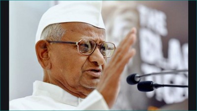 Anna Hazare comes in support of the farmers, calls protest misfurtunate