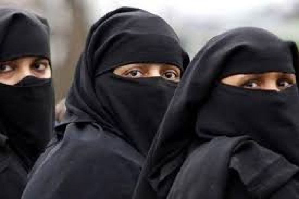 Triple talaq to wife on opposing dowry harassment
