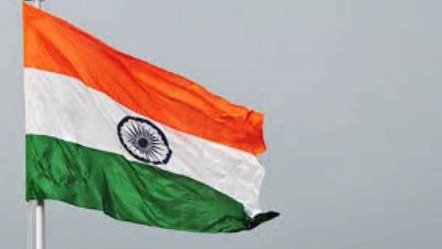 100-foot high tricolor hoisted at Betul in Madhya Pradesh, officers salute