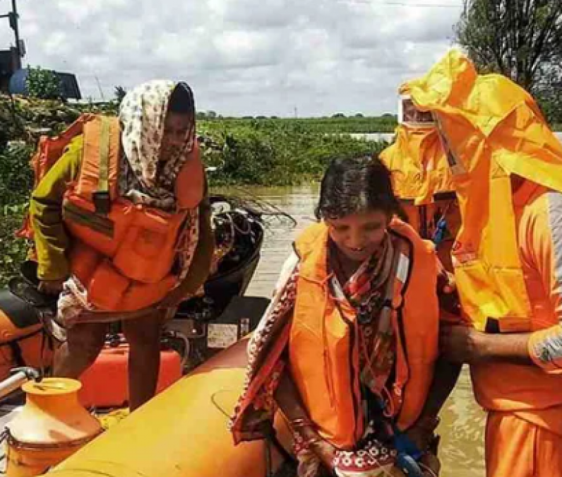 Mumbai: Cyclone 'Gulab' caused major damage to FARMERS