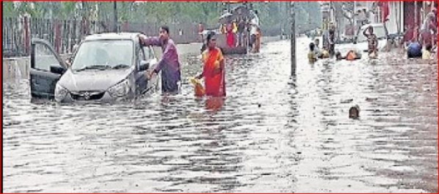 बिहार में टूटा पुनपुन नदी का बांध और फिर छाया भयंकर बारिश का खतरा