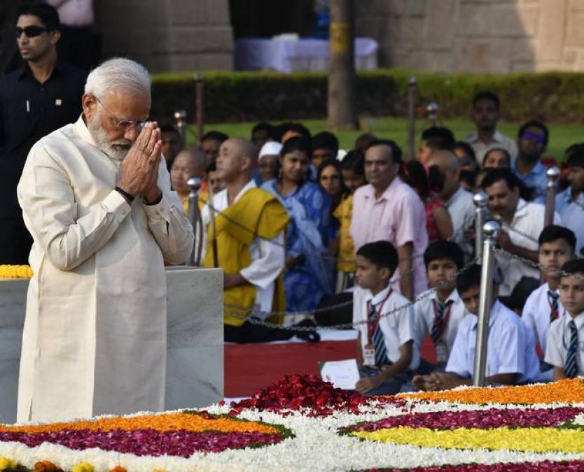 महात्मा गांधी की 150 वीं जयंती : पीएम मोदी आज रहेंगे गुजरात दौरे पर, करेंगे महत्वपूर्ण ऐलान