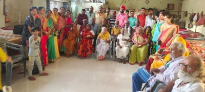 भाजपा द्वारा अंतरराष्ट्रीय वृद्ध दिवस पर बुजुर्गों का किया सम्मान