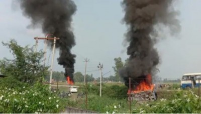 लखीमपुर में मचा भारी बवाल, किसानों ने लगाई आग