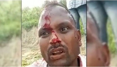 लखीमपुर खीरी: गिड़गिड़ाता रहा केंद्रीय मंत्री का ड्राइवर, किसानों ने पीट-पीटकर मार डाला, देखें Video