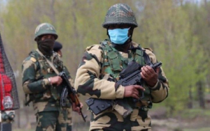 2 soldiers martyred, 5 injured in terrorist attack in Pulwama