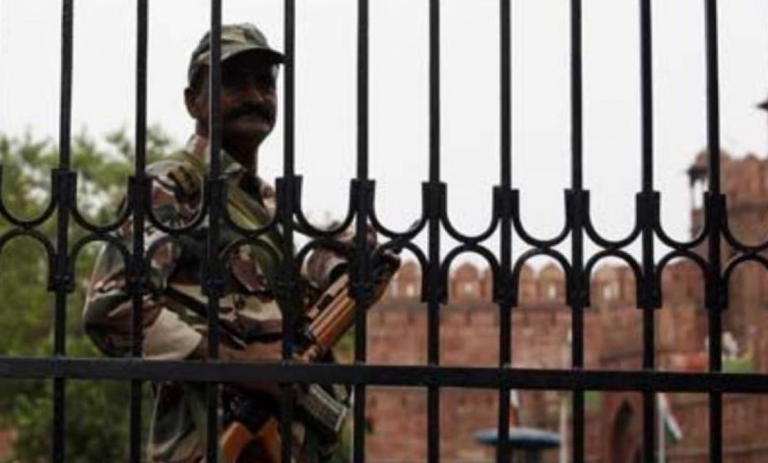 Intelligence agencies intercept talks of Pak terrorists, raids in Delhi-NCR