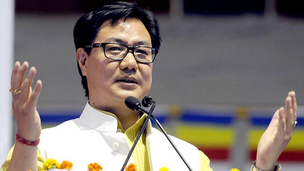 Sports Minister Kiren Rijiju impressed by a fish seller, shares video