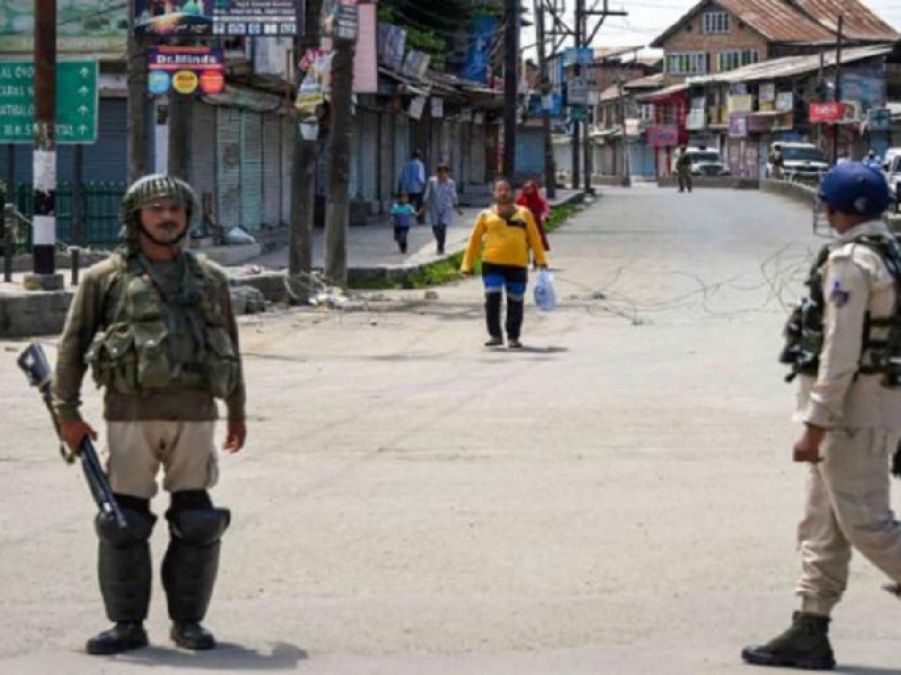 Jammu and Kashmir: Encounter in Avantipora, security forces killed a terrorist