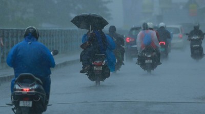 दिल्ली में अगले 2 दिन तक बारिश का अलर्ट, गिरेगा पारा, गर्मी से मिलेगी राहत