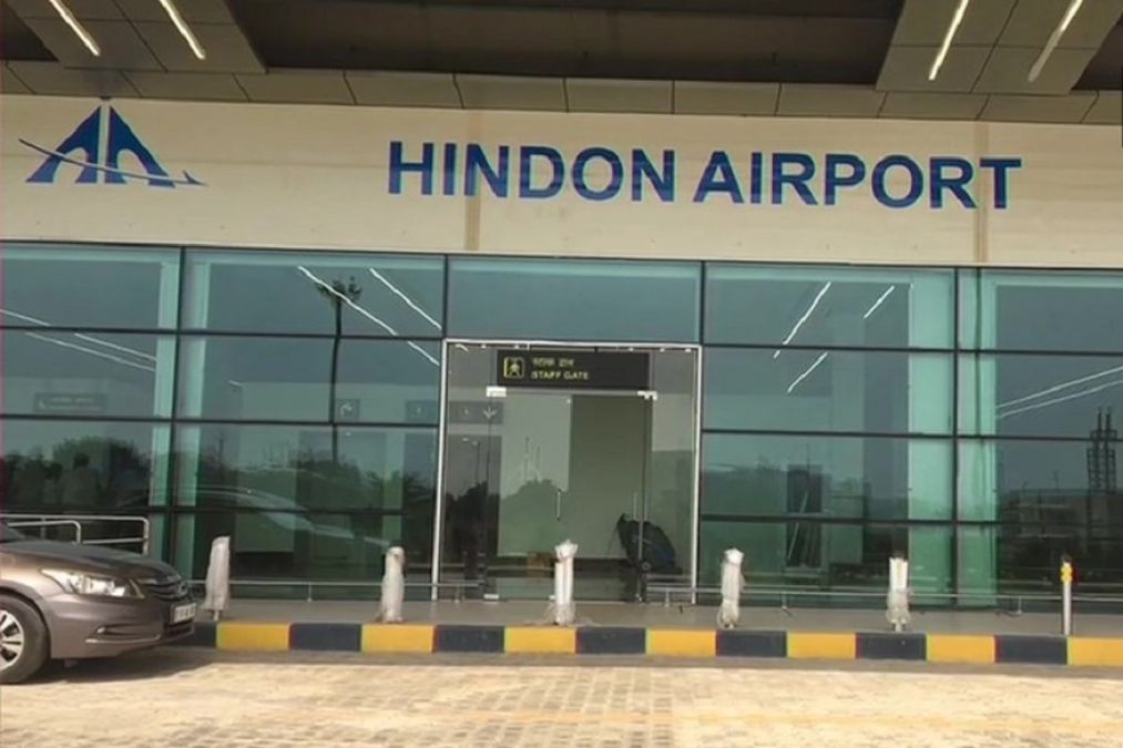 हिंडन एयरपोर्ट से उड़ा पहला नौ सीटर प्लेन, पिथौरागढ़ से दिल्ली की दूरी हुई कम
