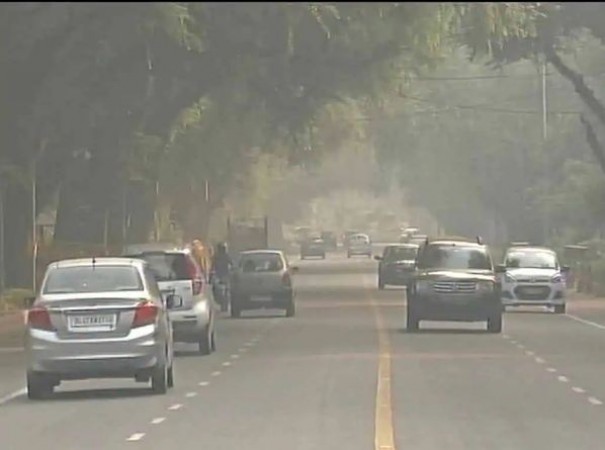 Pollution reached alarming level in Delhi, increased risk of corona infection