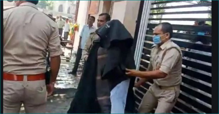 Lucknow: Woman set herself on fire in front of BJP office