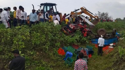 कानपुर के बाद 'मौत की ट्रॉली' से दहला महाराष्ट्र, लाशें देख काँप उठे लोग