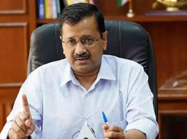 Kejriwal launches ‘Red Light On Gaadi Off’ campaign to cut down on air pollution