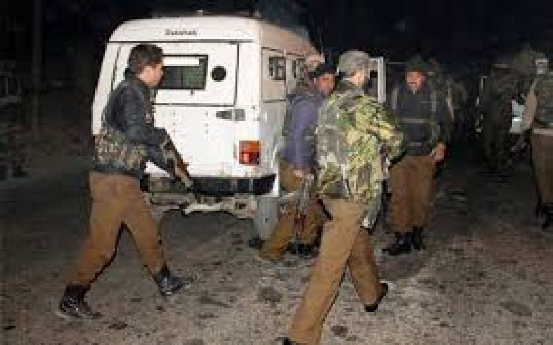 Kashmir: Three terrorists, including Hizbul commander, killed in an encounter with security forces