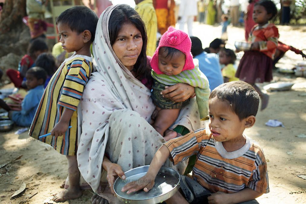भुखमरी के मामले में पाकिस्तान से भी पिछड़ा भारत, 'हंगर इंडेक्स' की रिपोर्ट में सामने आए भयावह आंकड़े