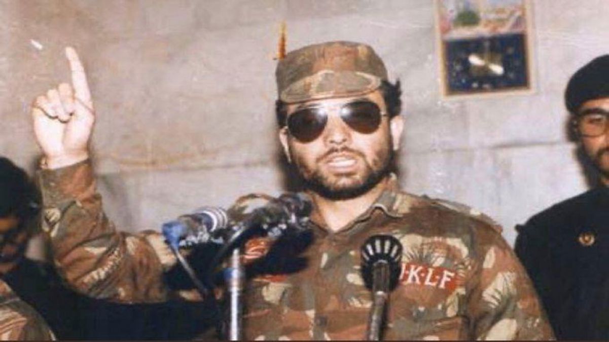 JKLF का आतंकवादी जावेद मीर गिरफ्तार, 1990 में की थी वायुसेना के अफसरों की हत्या