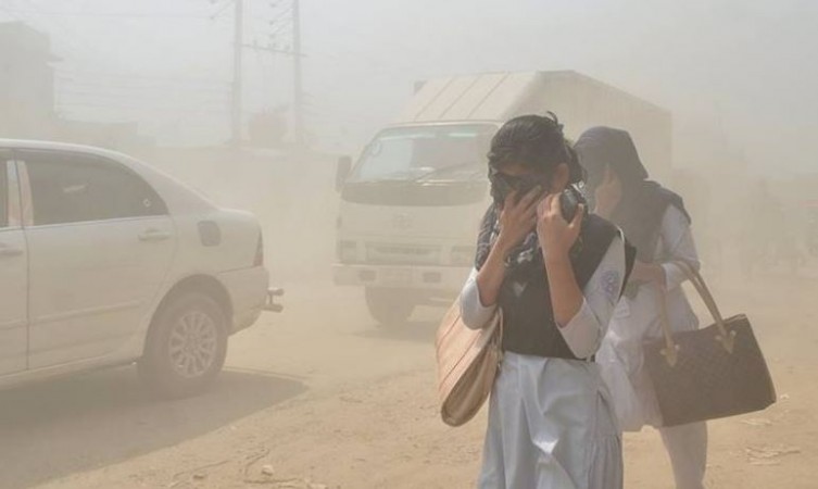 यूपी की हवाओं में भी घुला जहर, हापुड़ बना देश का सबसे प्रदूषित शहर