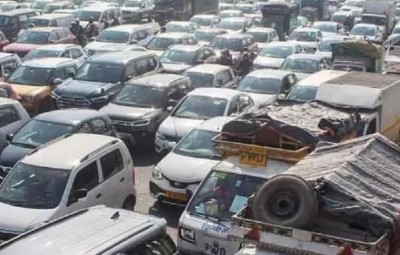 दिल्ली में 50 लाख से अधिक वाहनों का पंजीकरण रद्द, क्या कबाड़ में जाएंगी ये गाड़ियां ?