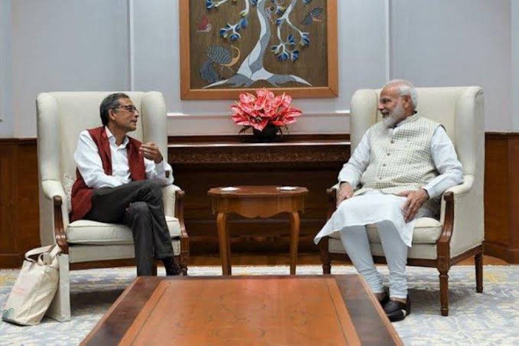 Nobel laureate Abhijeet Banerjee says 'PM Modi advised to be aware of media'