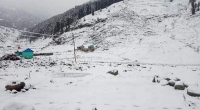 उत्तराखंड के बाद भारी बारिश और बर्फ़बारी से जम्मू कश्मीर में मची तबाही, 5 लोगों की गई जान