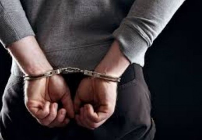 NCB arrests 4 peoples from Mumbai in drugs case