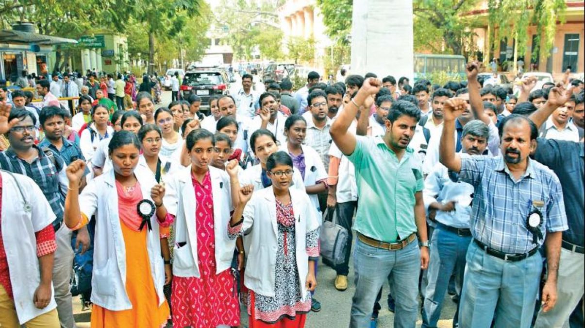 Doctors go on a strike in Tamil Nadu, patients are suffering
