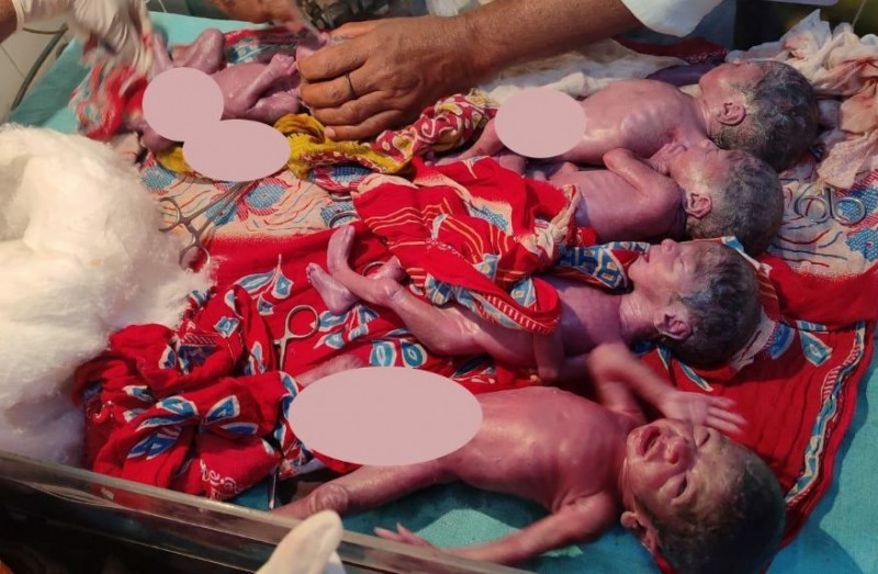Bihar: Woman gave birth to 5 children together