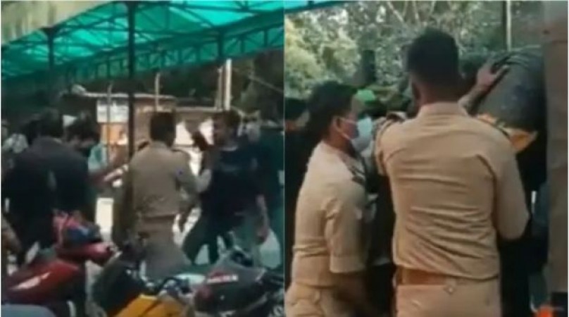 Lawyers slap Kashmiri students who celebrated Pakistan's victory in court