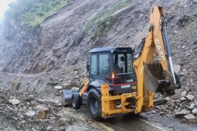 China border pedestrian route demolished due to torrential rains