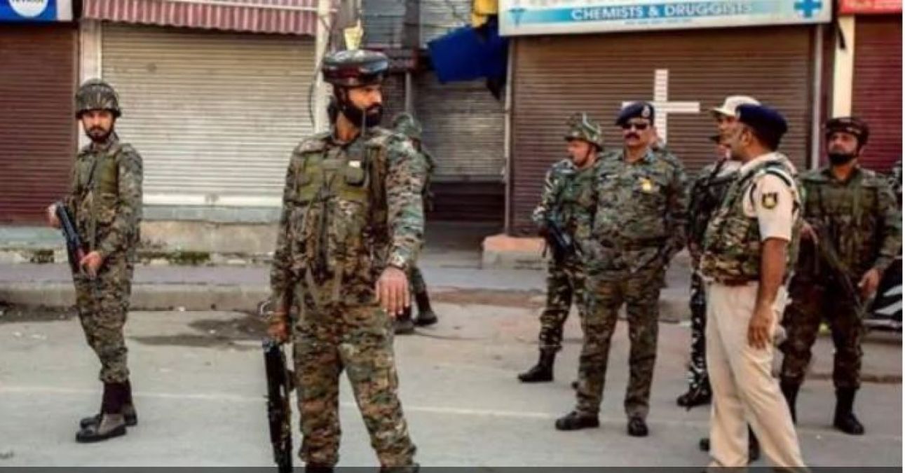 5 employees visiting Kashmir get attacked by terrorists