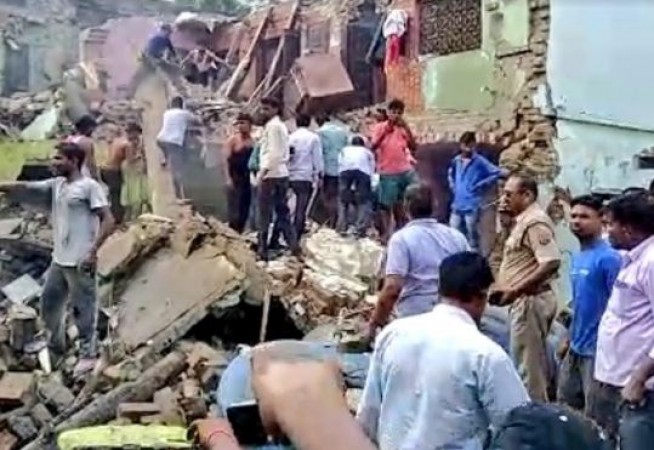 Blast in illegal factory in Meerut, two including Congress leader died