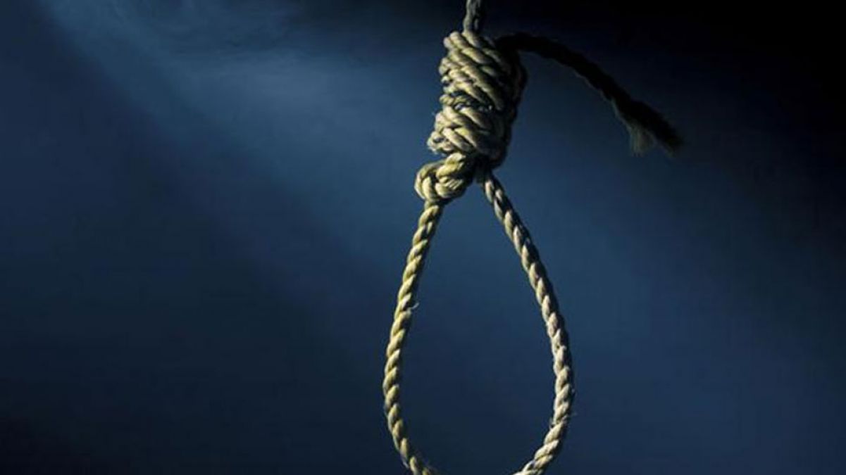 An 11th-grade student hanged himself to death in a hostel room in Firozabad