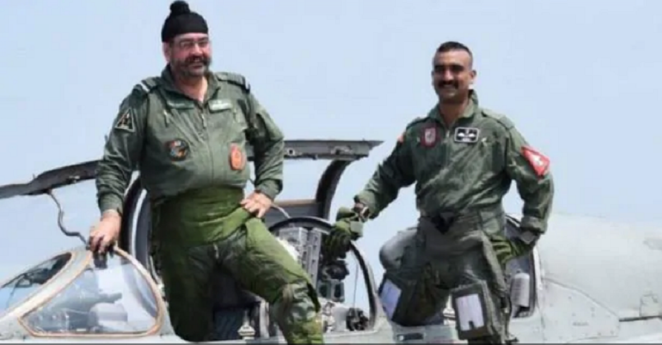 Wing Commander Abhinandan Varthaman flies MiG-21