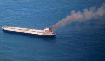 Oil ship caught fire, India immediately reached to help Sri Lanka