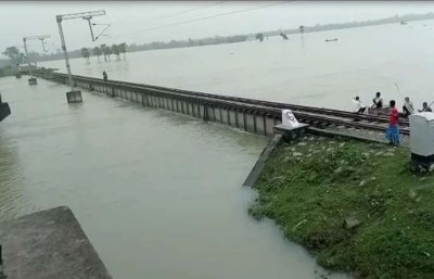 Flood-hit Bihar, Many trains canceled for the fifth day today, see list of canceled trains