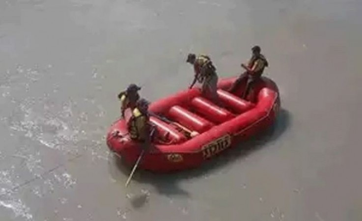 नोएडा स्थित BPO सेंटर के हेड गंगा नदी में डूबे, बचाने के चक्कर में मैनेजर की भी मौत
