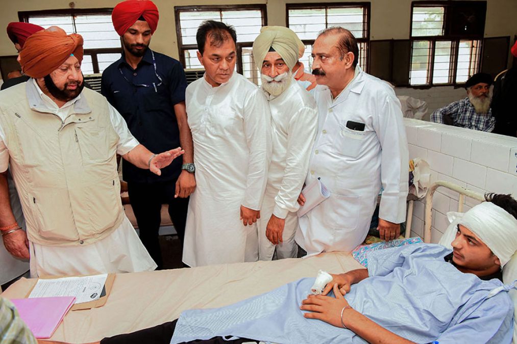 Batala factory blast: Punjab CM Amarinder Singh visits injured at hospital