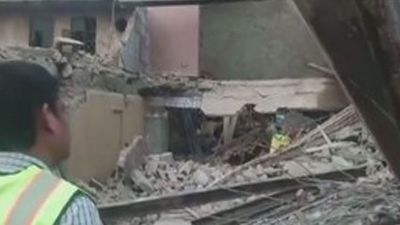 Children were studying in school, roof collapsed suddenly, many injured