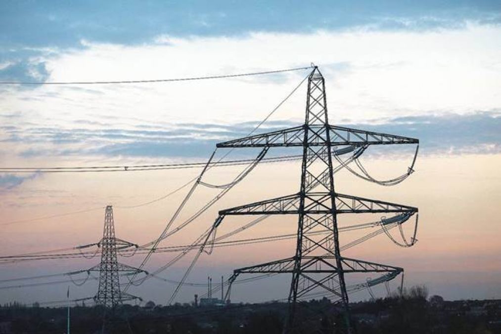 Govt to roll out new power tariff policy, know the reason