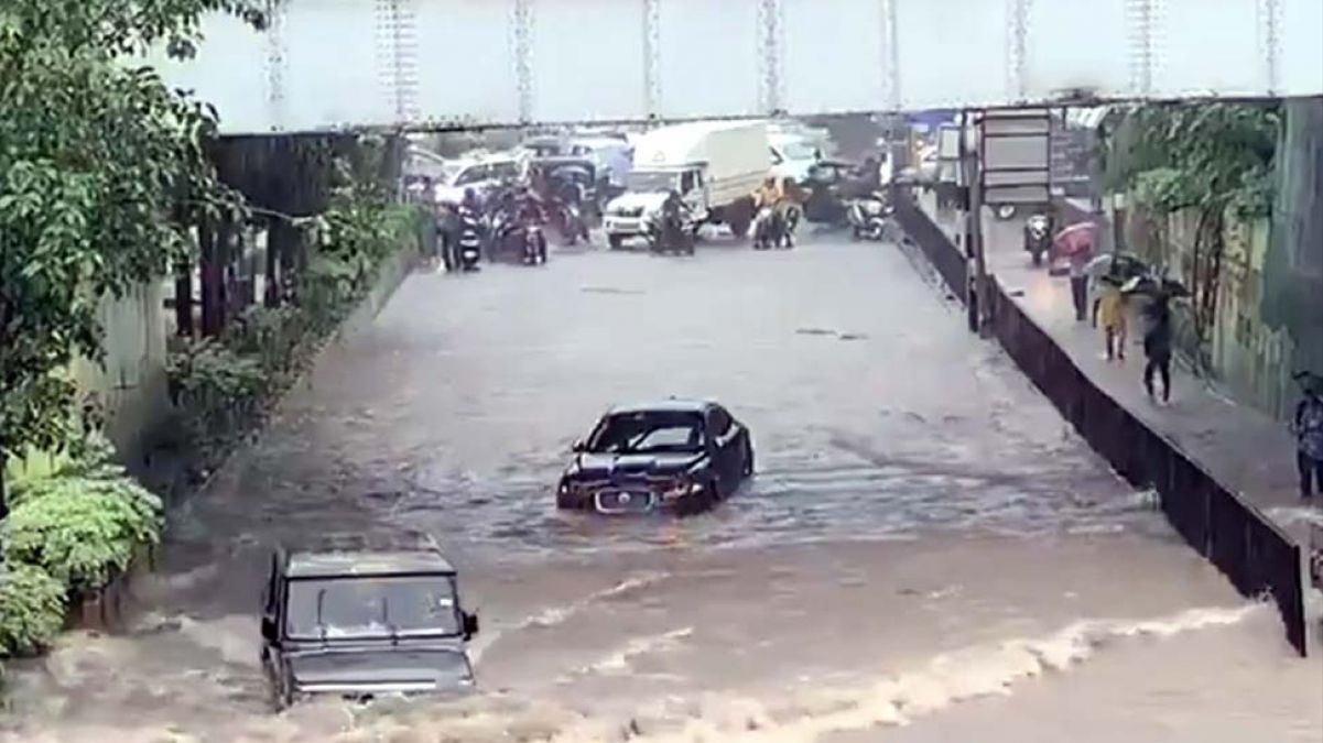 Monsoon havoc: Torrential rain alert in Madhya Pradesh, Maharashtra and Andhra