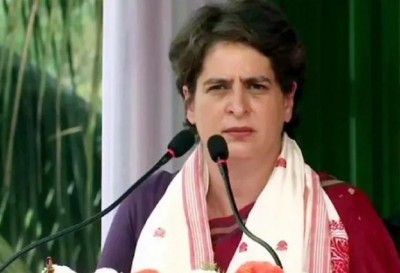Congress gears up for UP polls, Priyanka to announce candidates on September 25